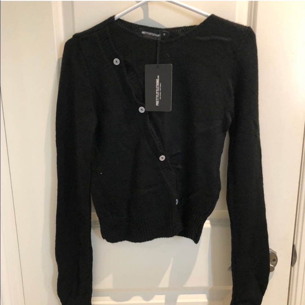 PRETTY LITTLE THING SWEATER WITH TAGS